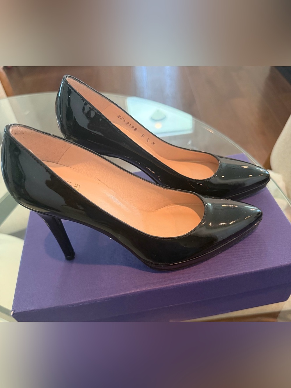 Stuart Weitzman black Patent Pump